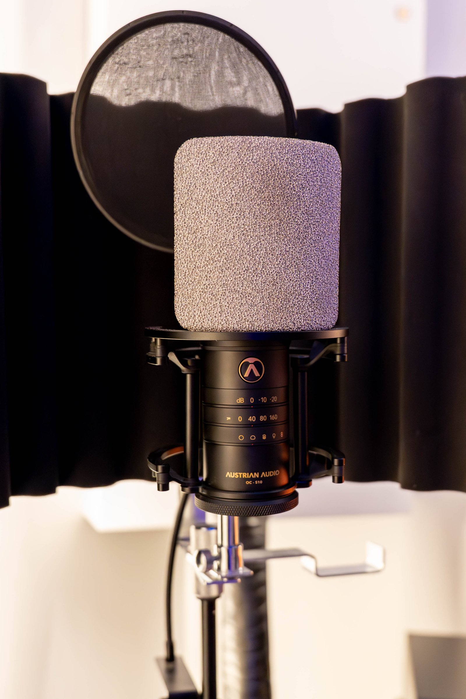 Austrian Audio OC818
